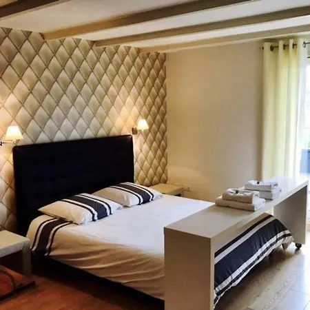 Bed & Breakfast Domaine Le Hetrey Toutainville